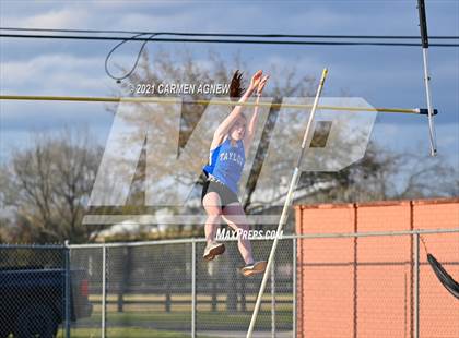Thumbnail 2 in CFISD Invitational Meet photogallery.