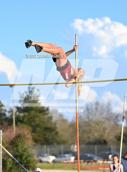 Thumbnail 1 in CFISD Invitational Meet photogallery.