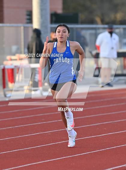 Thumbnail 2 in CFISD Invitational Meet photogallery.