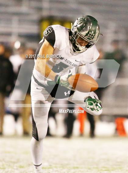 Thumbnail 3 in St. Joseph's Prep vs. Pine-Richland photogallery.