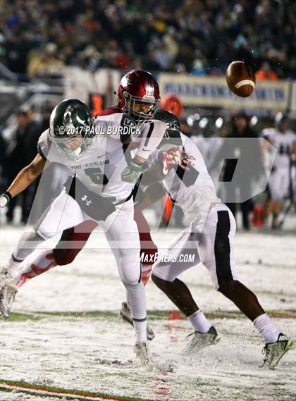 Thumbnail 2 in St. Joseph's Prep vs. Pine-Richland photogallery.