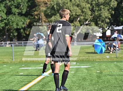 Thumbnail 3 in Mountain Range vs Bear Creek photogallery.