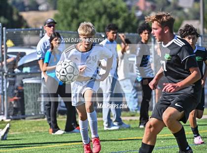 Thumbnail 2 in Mountain Range vs Bear Creek photogallery.