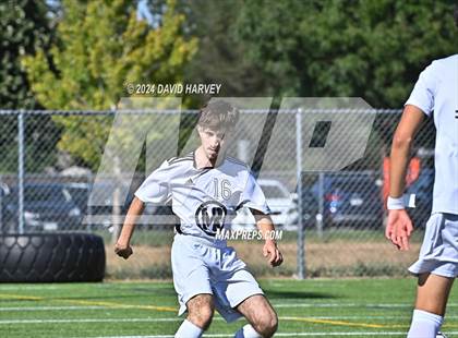 Thumbnail 3 in Mountain Range vs Bear Creek photogallery.