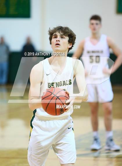 Thumbnail 2 in Greensboro Day vs Christ School (NCISAA 4A Championship) photogallery.