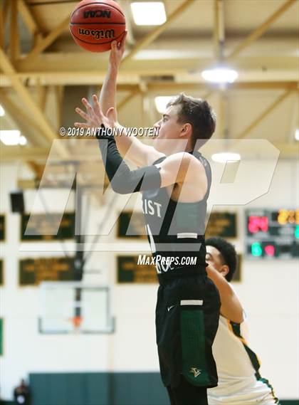 Thumbnail 2 in Greensboro Day vs Christ School (NCISAA 4A Championship) photogallery.