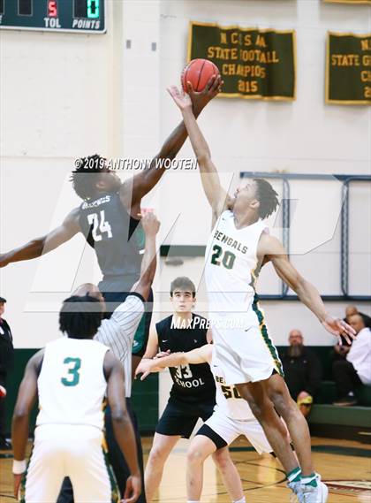 Thumbnail 2 in Greensboro Day vs Christ School (NCISAA 4A Championship) photogallery.