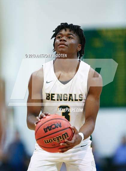 Thumbnail 3 in Greensboro Day vs Christ School (NCISAA 4A Championship) photogallery.