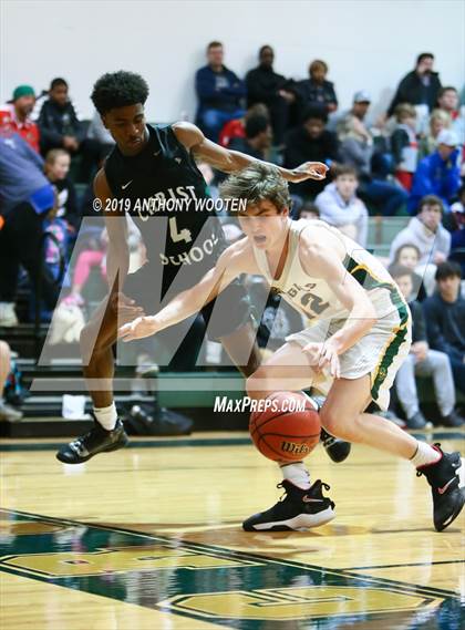 Thumbnail 1 in Greensboro Day vs Christ School (NCISAA 4A Championship) photogallery.