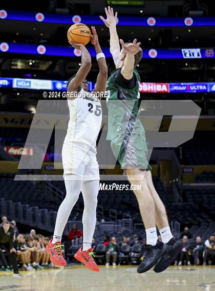 Thumbnail 3 in De La Salle vs Notre Dame (SO) (2024 Coastal Catholic Classic) photogallery.
