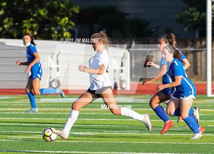 Thumbnail 3 in Granada @ Foothill photogallery.