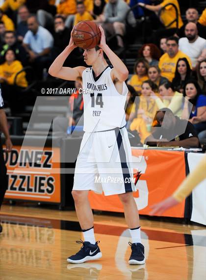 Thumbnail 2 in Rolling Hills Prep vs. Holy Martyrs Armenian (CIF-SS D5AA Finals) photogallery.