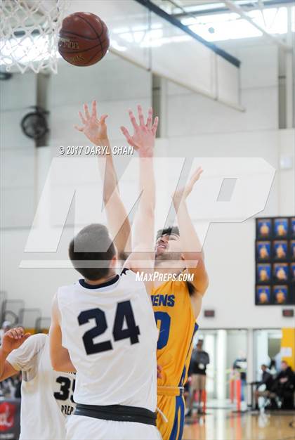 Thumbnail 3 in Rolling Hills Prep vs. Holy Martyrs Armenian (CIF-SS D5AA Finals) photogallery.