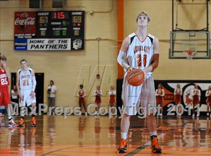 Thumbnail 2 in Sequoyah @ Lenoir City photogallery.