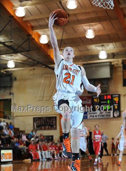 Thumbnail 2 in Sequoyah @ Lenoir City photogallery.