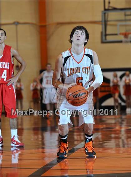 Thumbnail 2 in Sequoyah @ Lenoir City photogallery.