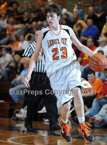 Thumbnail 3 in Sequoyah @ Lenoir City photogallery.
