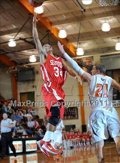Thumbnail 1 in Sequoyah @ Lenoir City photogallery.
