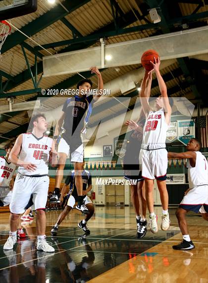 Thumbnail 3 in Pleasant Grove vs Benicia (Adidas Challenge) photogallery.