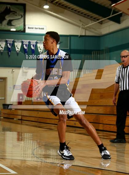 Thumbnail 2 in Pleasant Grove vs Benicia (Adidas Challenge) photogallery.
