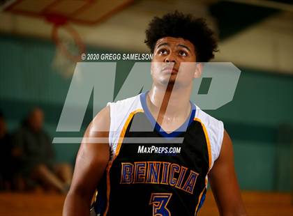 Thumbnail 2 in Pleasant Grove vs Benicia (Adidas Challenge) photogallery.