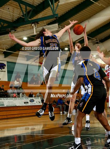 Thumbnail 2 in Pleasant Grove vs Benicia (Adidas Challenge) photogallery.
