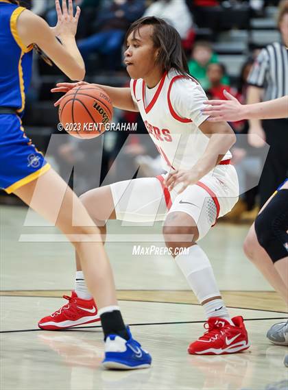 Thumbnail 2 in Carmel vs Fishers (IHSAA  4A Sectional Round1) photogallery.