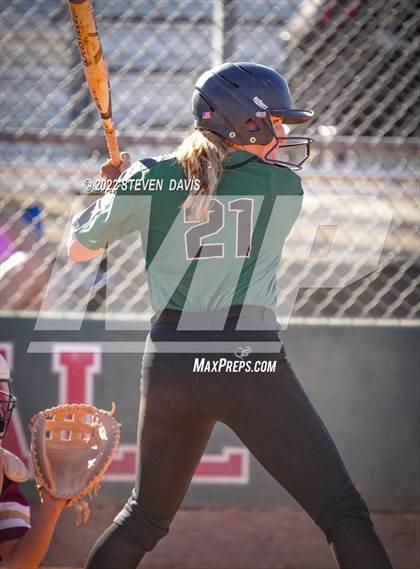 Thumbnail 1 in Basha @ Shadow Ridge photogallery.