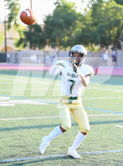 Thumbnail 3 in Brophy College Prep vs. Basha (JV) photogallery.