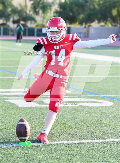 Thumbnail 2 in Brophy College Prep vs. Basha (JV) photogallery.