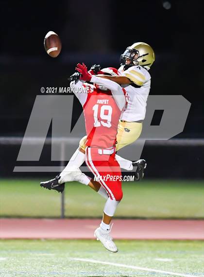 Thumbnail 3 in Brophy College Prep vs. Basha (JV) photogallery.