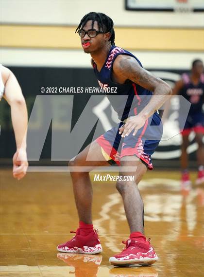 Thumbnail 3 in Benjamin Davis vs. Klein (Conroe Christmas Classic) photogallery.