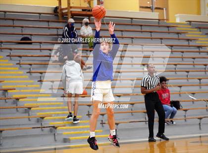 Thumbnail 1 in Benjamin Davis vs. Klein (Conroe Christmas Classic) photogallery.