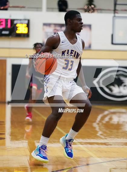 Thumbnail 1 in Benjamin Davis vs. Klein (Conroe Christmas Classic) photogallery.