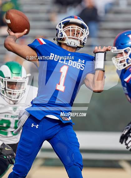 Thumbnail 3 in Folsom vs. St. Mary's (CIF SJS D1 Final) photogallery.