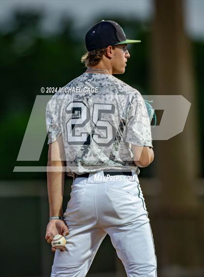 Thumbnail 2 in Bishop Snyder @ Pensacola Catholic photogallery.