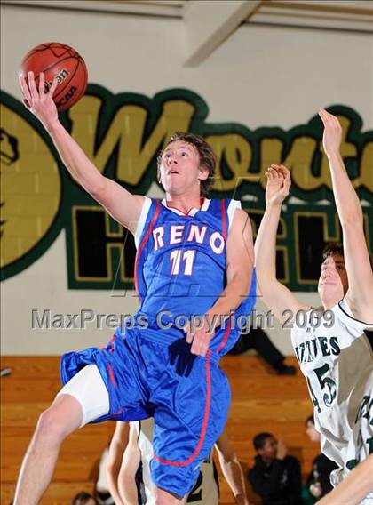 Thumbnail 1 in Reno vs. Granite Bay (Mark Macres Tournament) photogallery.