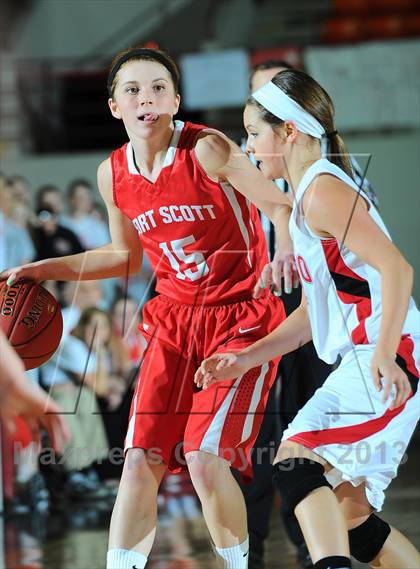 Thumbnail 3 in Fort Scott vs. Wamego (KSHSAA State 4A Semifinal) photogallery.