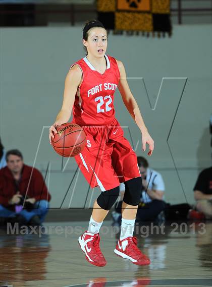 Thumbnail 2 in Fort Scott vs. Wamego (KSHSAA State 4A Semifinal) photogallery.