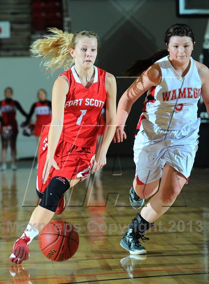 Thumbnail 2 in Fort Scott vs. Wamego (KSHSAA State 4A Semifinal) photogallery.