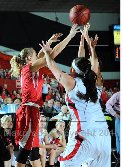 Thumbnail 1 in Fort Scott vs. Wamego (KSHSAA State 4A Semifinal) photogallery.