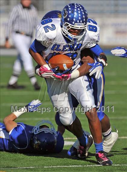 Thumbnail 2 in Roosevelt vs. John Glenn (Long Island Class 4 Final) photogallery.
