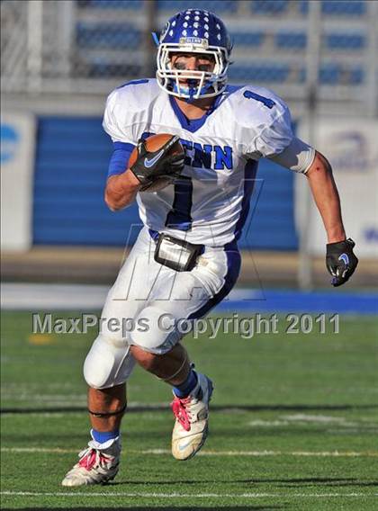 Thumbnail 1 in Roosevelt vs. John Glenn (Long Island Class 4 Final) photogallery.
