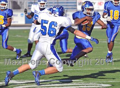 Thumbnail 1 in Roosevelt vs. John Glenn (Long Island Class 4 Final) photogallery.
