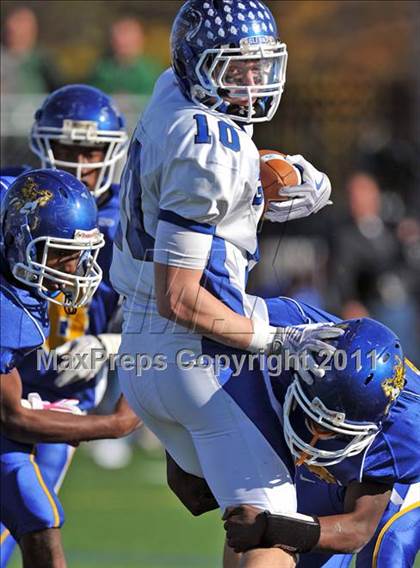 Thumbnail 3 in Roosevelt vs. John Glenn (Long Island Class 4 Final) photogallery.