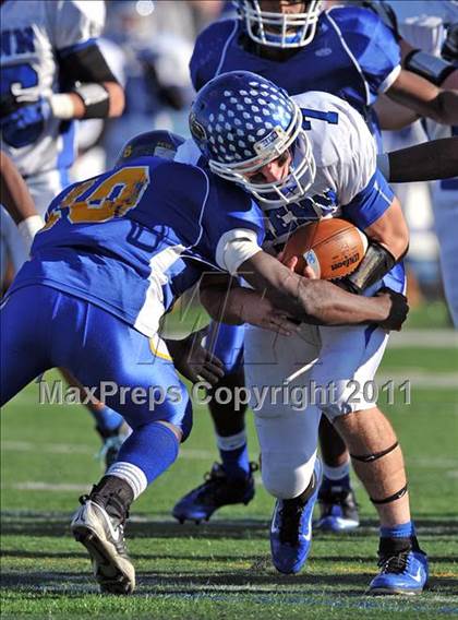 Thumbnail 3 in Roosevelt vs. John Glenn (Long Island Class 4 Final) photogallery.