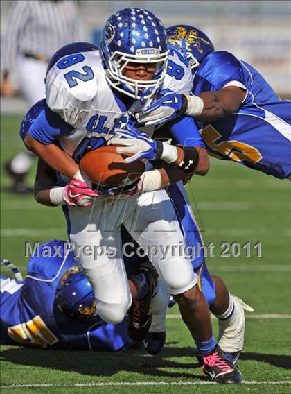 Thumbnail 3 in Roosevelt vs. John Glenn (Long Island Class 4 Final) photogallery.