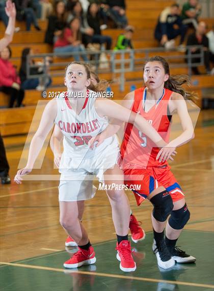 Thumbnail 1 in St. Joseph Notre Dame vs. Carondelet (Mats Tipoff Classic) photogallery.