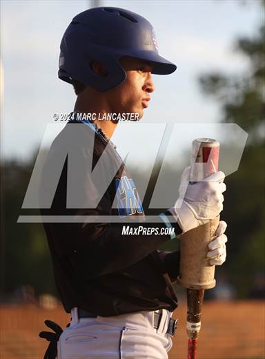 null - Photo 01
