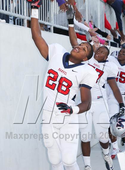 Thumbnail 3 in Manvel vs. Port Arthur Memorial (UIL 5A Division 2 Bi-District Playoff) photogallery.